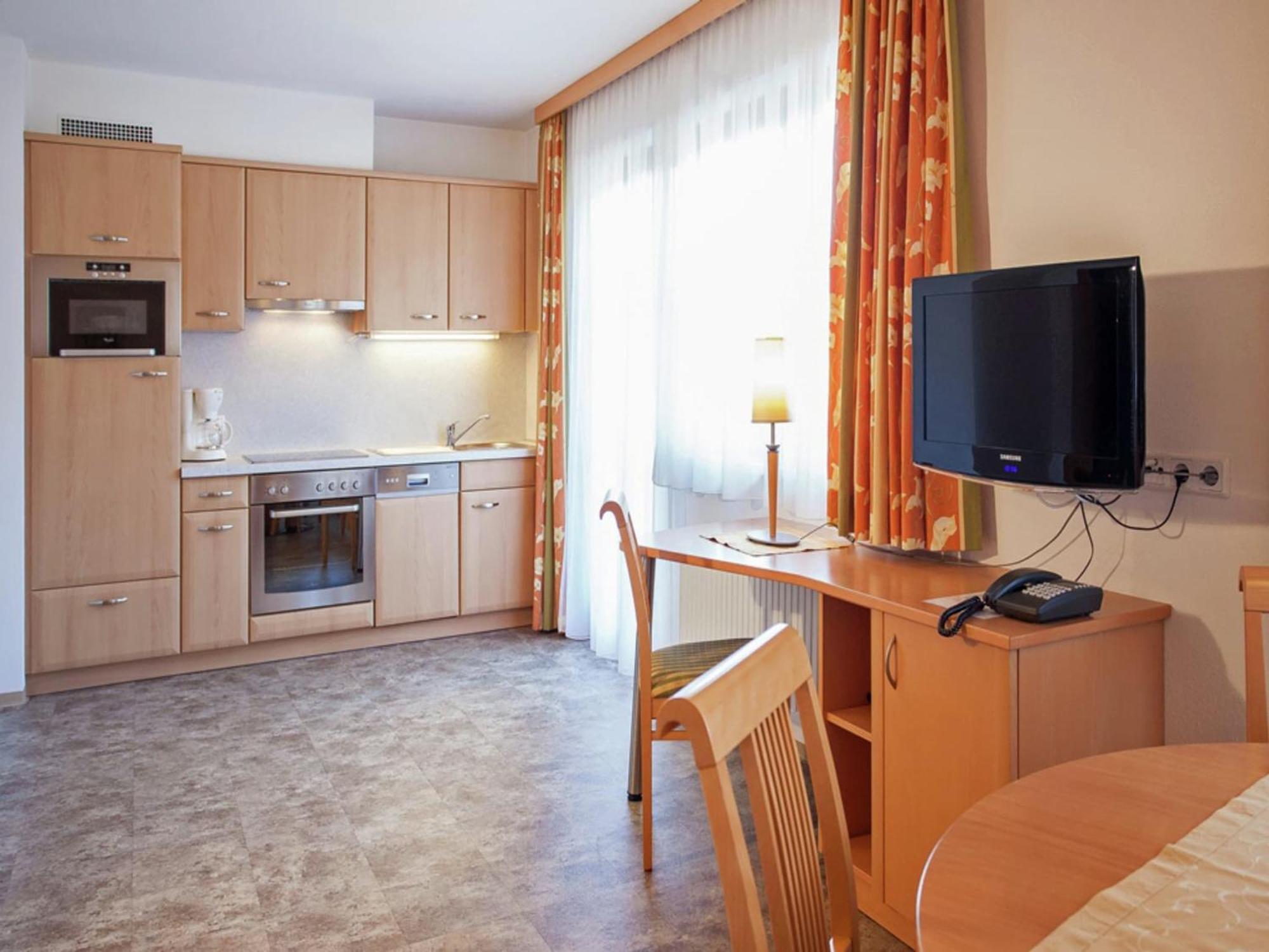 Attractive Holiday Home In Kaltenbach On The Ski Slope Stumm Dış mekan fotoğraf