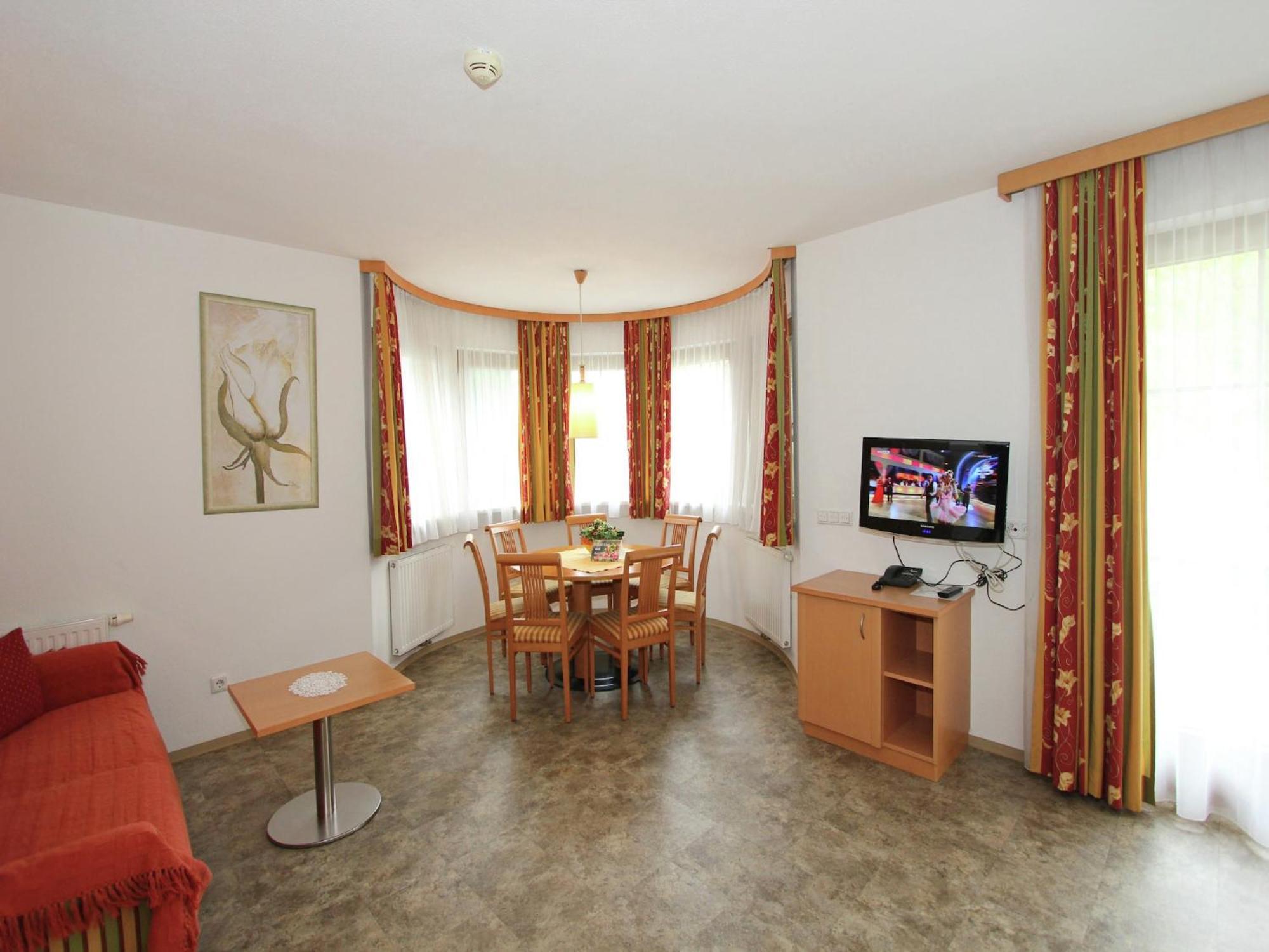 Attractive Holiday Home In Kaltenbach On The Ski Slope Stumm Dış mekan fotoğraf