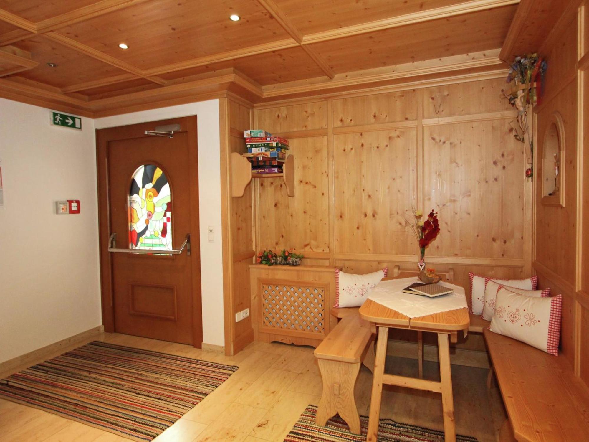 Attractive Holiday Home In Kaltenbach On The Ski Slope Stumm Dış mekan fotoğraf